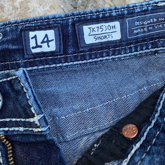 Miss Me Girls Shorts - Love Peace Doves - RARE HTF - Picture 9 of 12